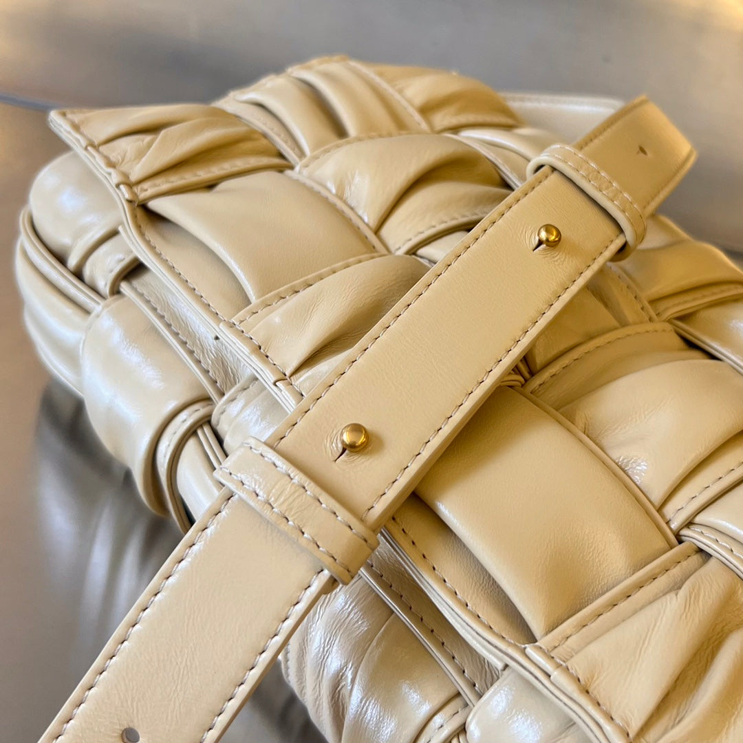 CASSETTE 28 IN BLOND BEIGE SOFT LAMBSKIN