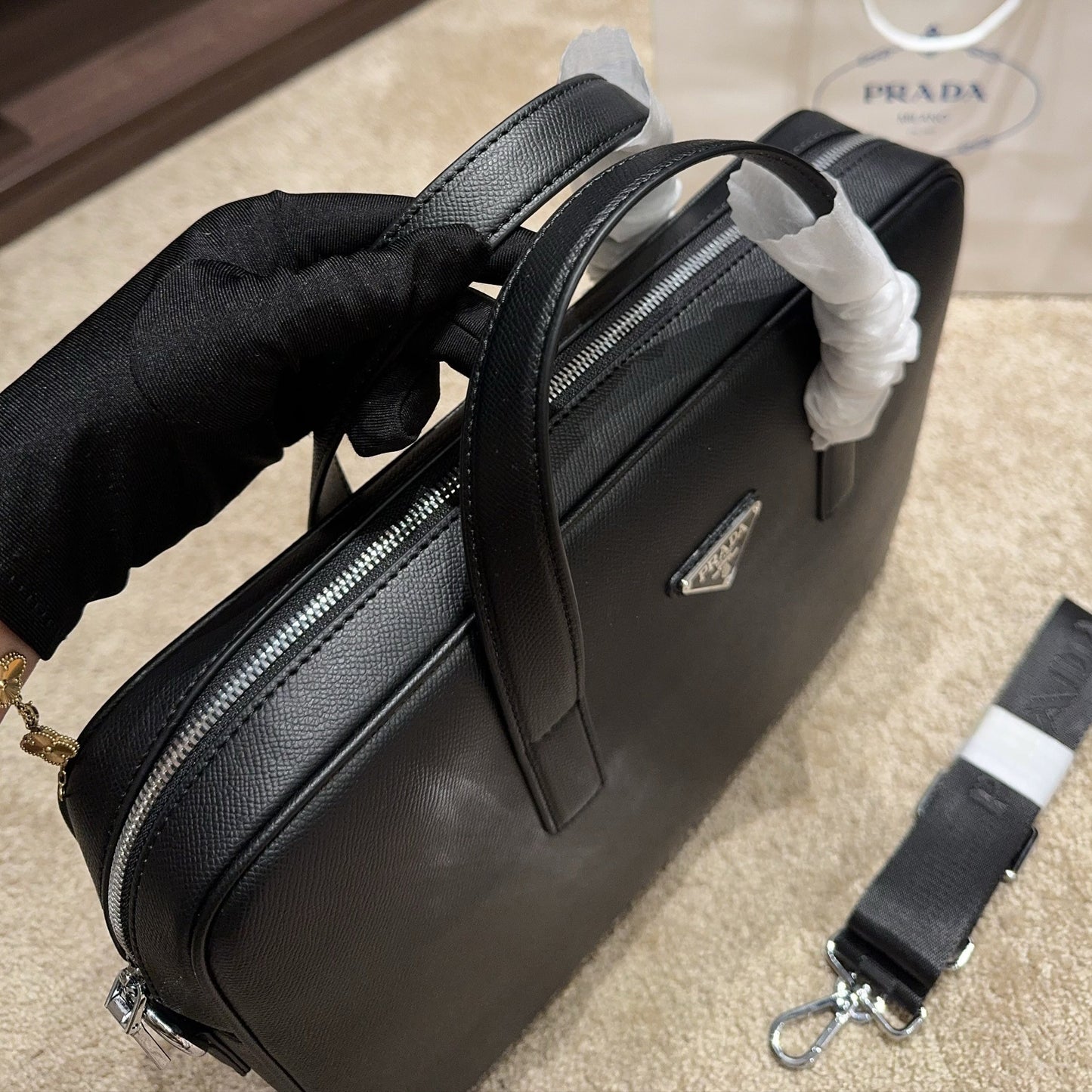 BRIEFCASE 39 IN BLACK SHINY SAFFIANO LEATHER