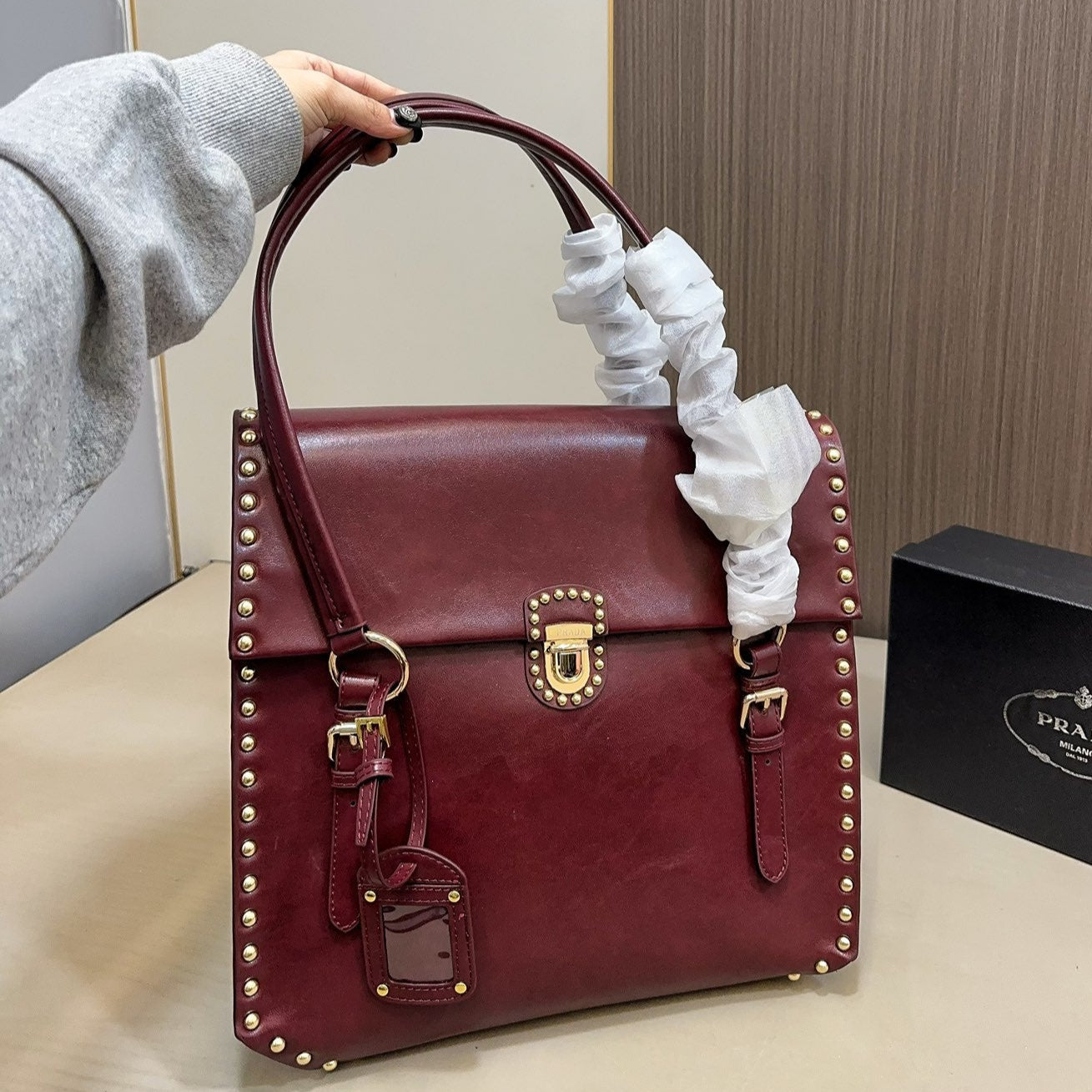 STUDDED TOP HANDLE BAG 33 IN BURGUNDY RED SMOOTH CALFSKIN