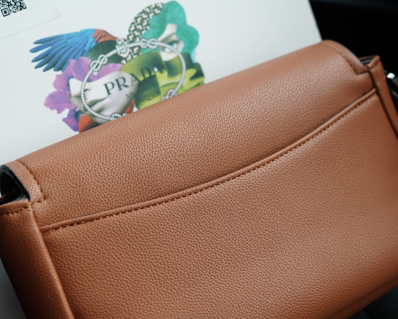 SHOULDER BAG 26 IN BROWN SHINY GRAINED CALFSKIN