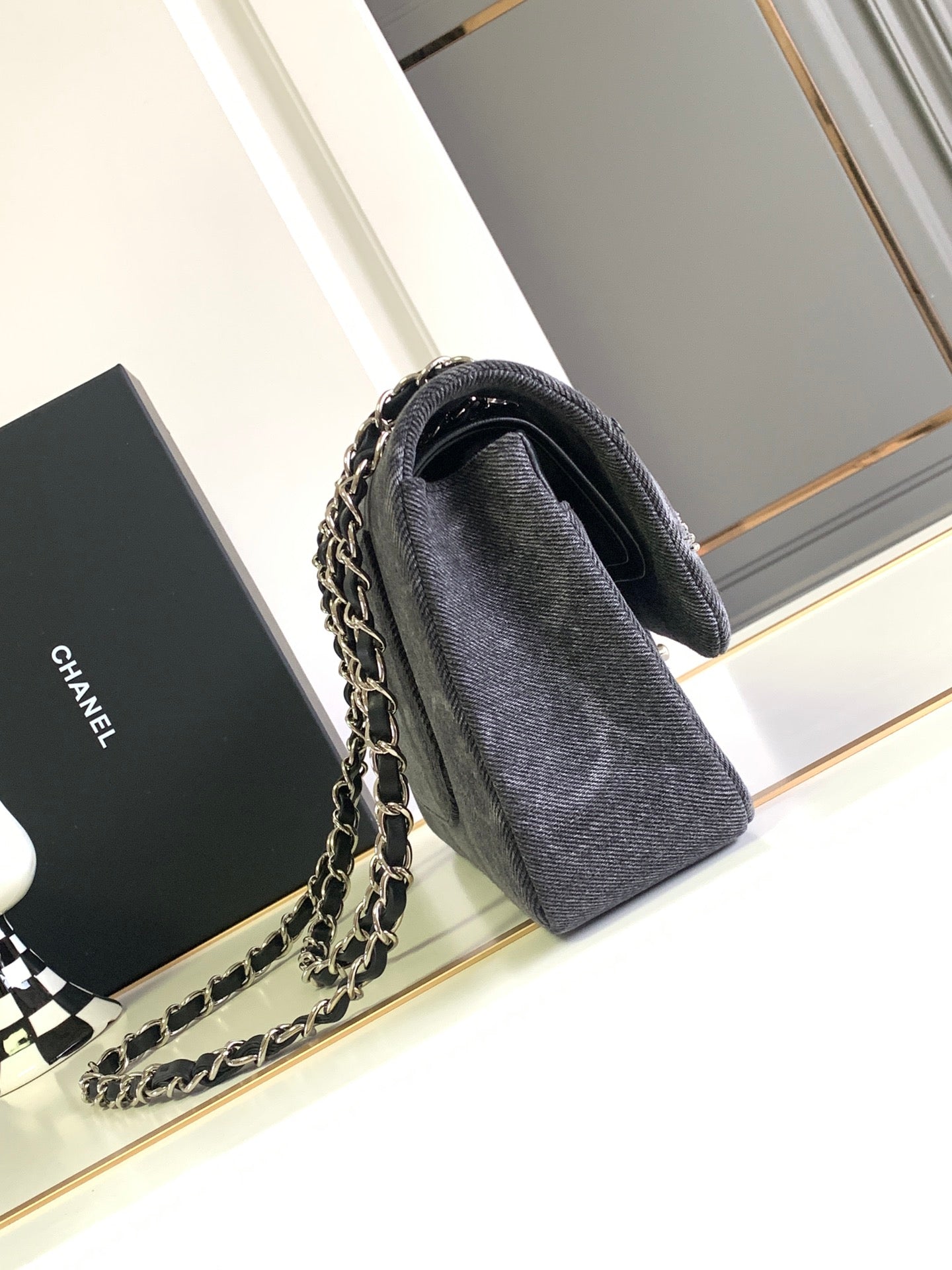 CC 25 FLAP BAG IN BLACK DENIM WITH STRAP
