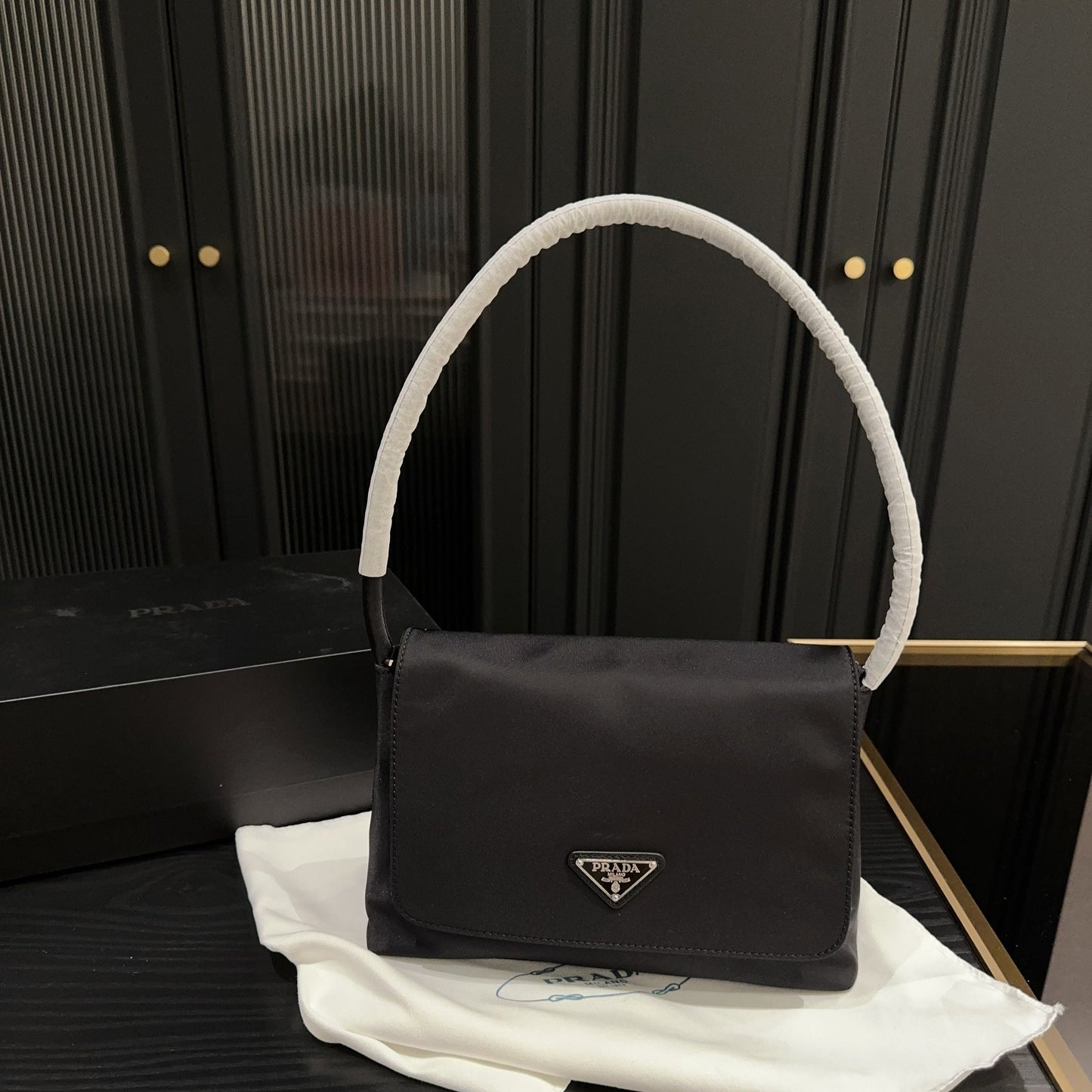 TRIANGLE LOGO SHOULDER BAG 26 IN BLACK RE-NYLON