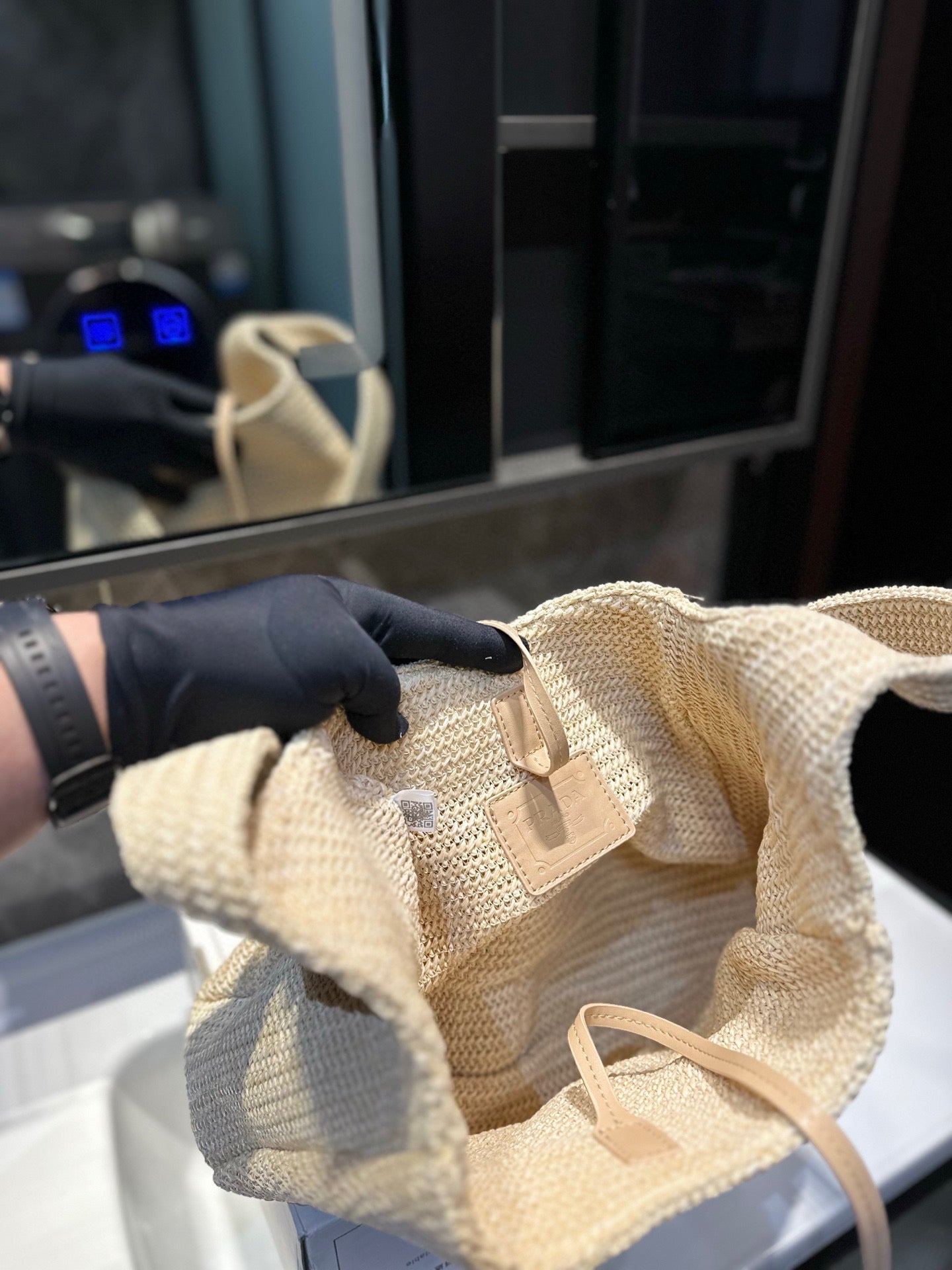 BEIGE EMBROIDED LOGO TOTE BAG 32 IN BEIGE WOVEN RAFFIA