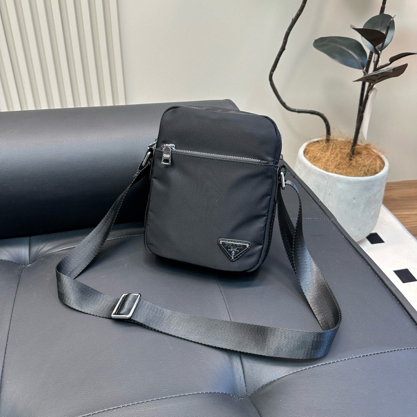 TRIANGLE LOGO CROSSBODY BAG 22 IN BLACK RE-NYLON WITH STRAP