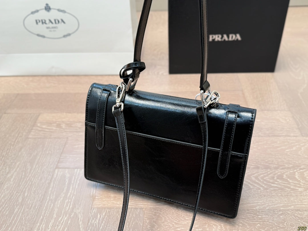 WORK BRIEFCASE 27 IN BLACK SHINY SMOOTH CALFSKIN