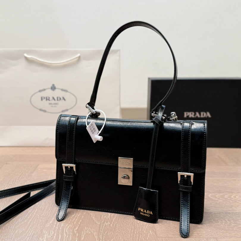 WORK BRIEFCASE 27 IN BLACK SHINY SMOOTH CALFSKIN