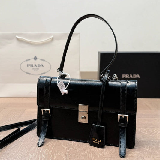 WORK BRIEFCASE 27 IN BLACK SHINY SMOOTH CALFSKIN