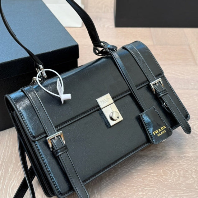 WORK BRIEFCASE 27 IN BLACK SHINY SMOOTH CALFSKIN