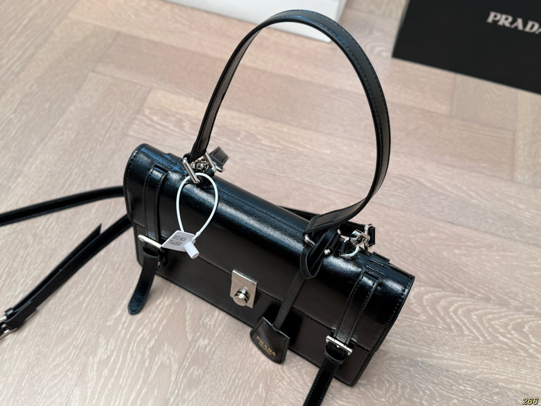 WORK BRIEFCASE 27 IN BLACK SHINY SMOOTH CALFSKIN