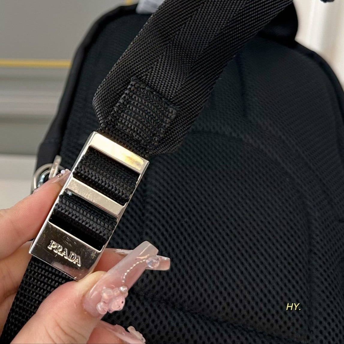 SILVER BUCKLE BACKPACK 30 IN BLACK RE-NYLON