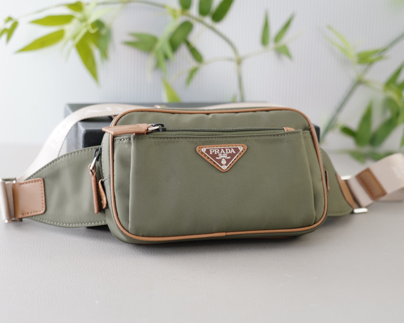 SHOULDER BAG 22 IN GRANITE GREEN RE-NYLON MIX BROWN CALFSKIN