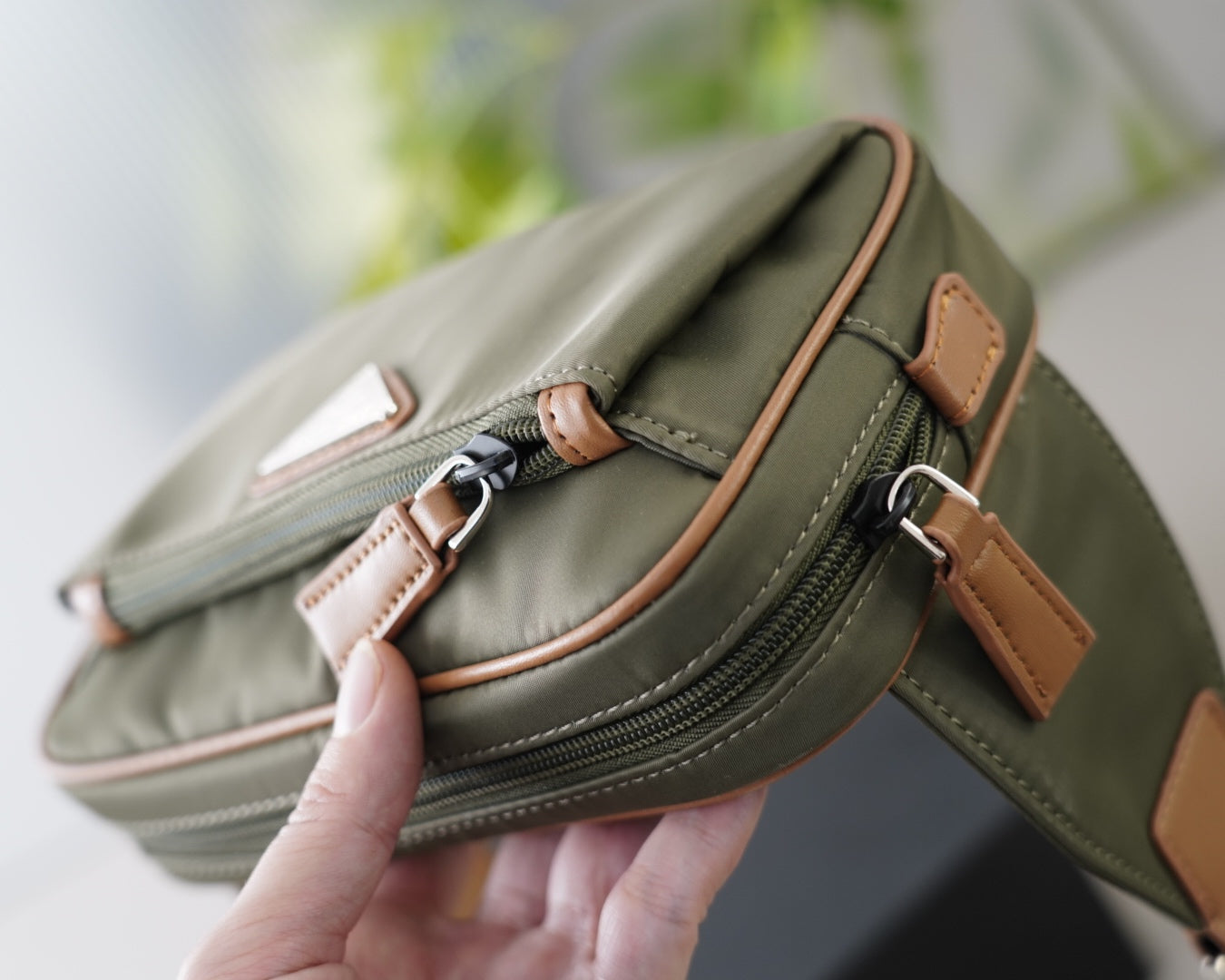 SHOULDER BAG 22 IN GRANITE GREEN RE-NYLON MIX BROWN CALFSKIN
